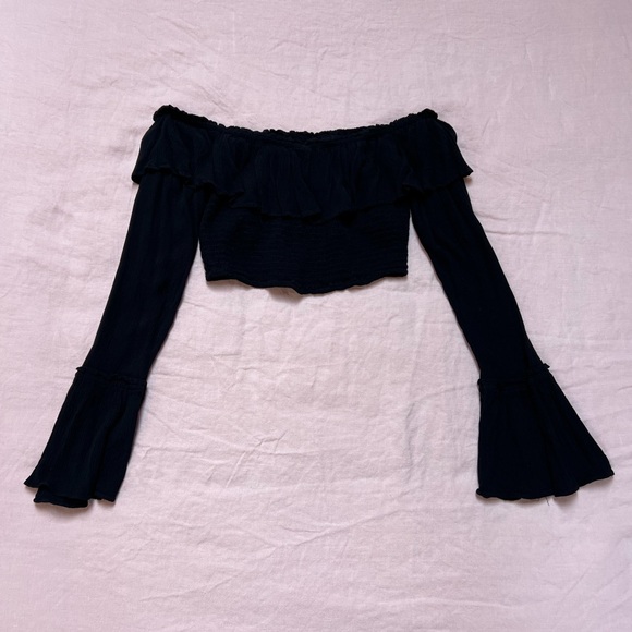 Urban Outfitters Kimchi Blue Black Kimora Smocked Crop Top. Size S - Picture 4 of 11